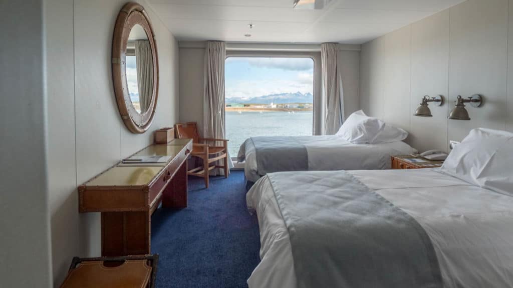 Category AA cabin with twin beds aboard Ventus Australis