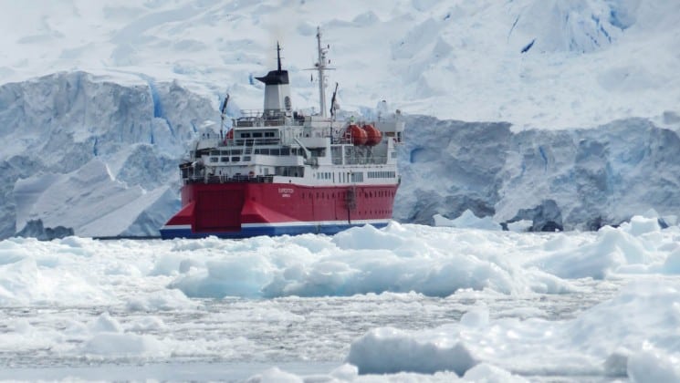 Quest For The Antarctic Circle Cruise Adventuresmith Explorations
