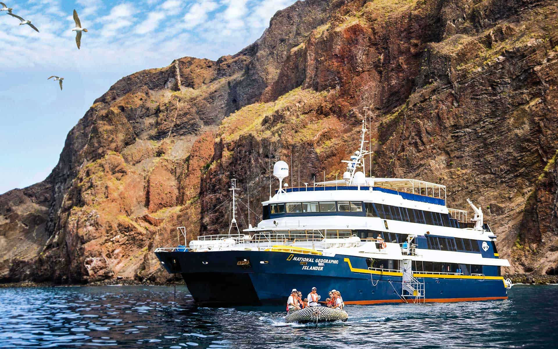 galapagos cruises national geographic